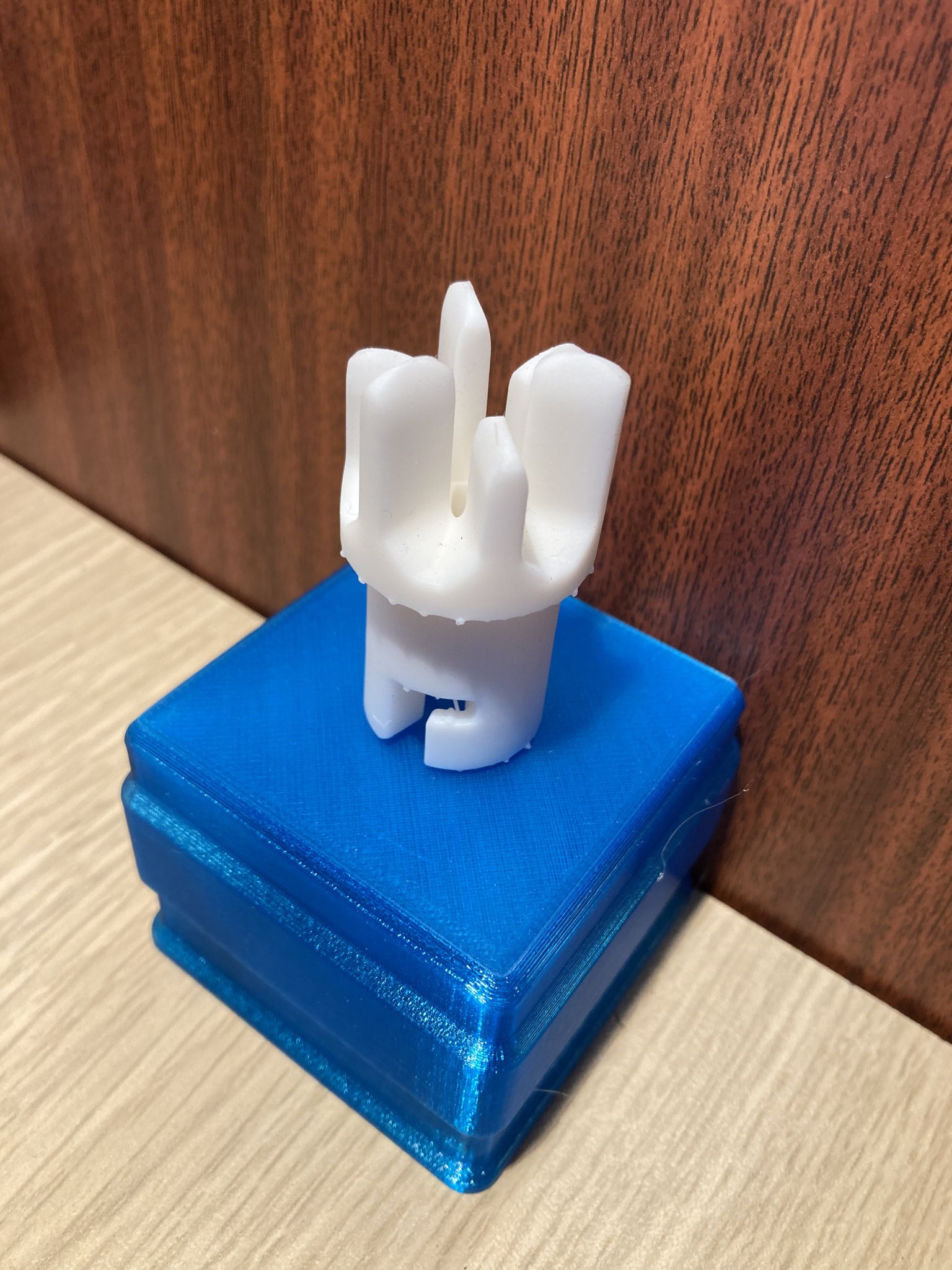 Phụ kiện giữ cho máy cắt xoắn Kitchen Aid