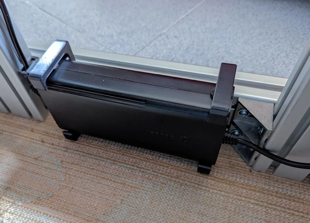 Giá đỡ nguồn Simagic Alpha Mini cho đua xe