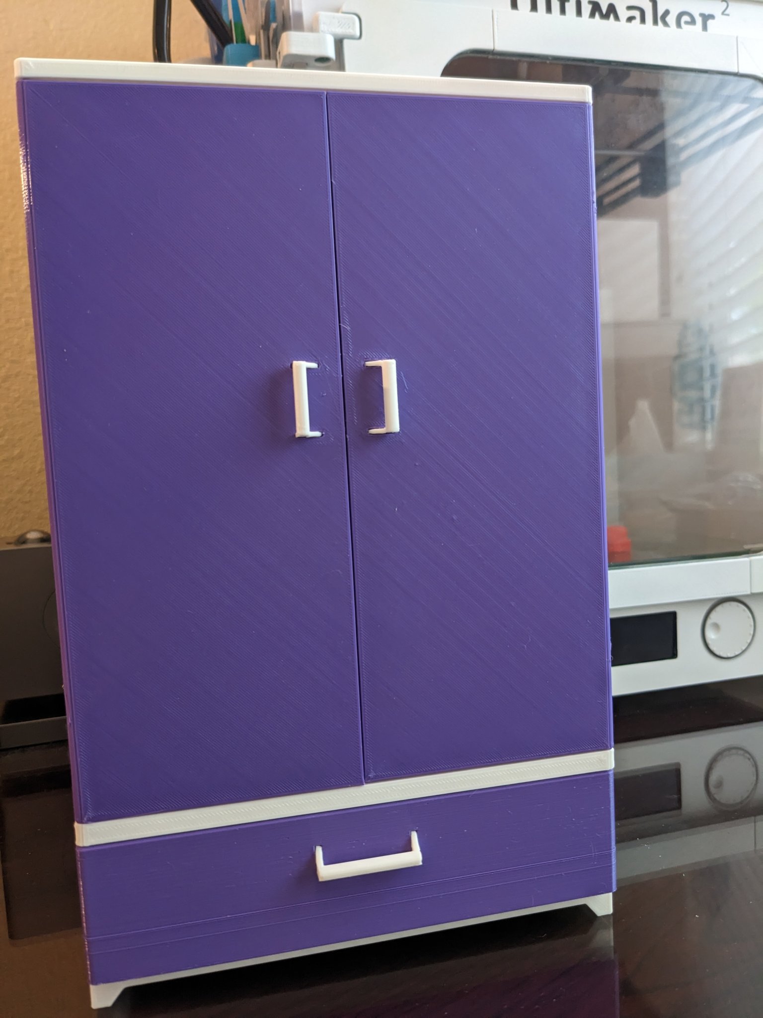 Tủ quần áo remix dễ in cho đồ chơi và búp bê