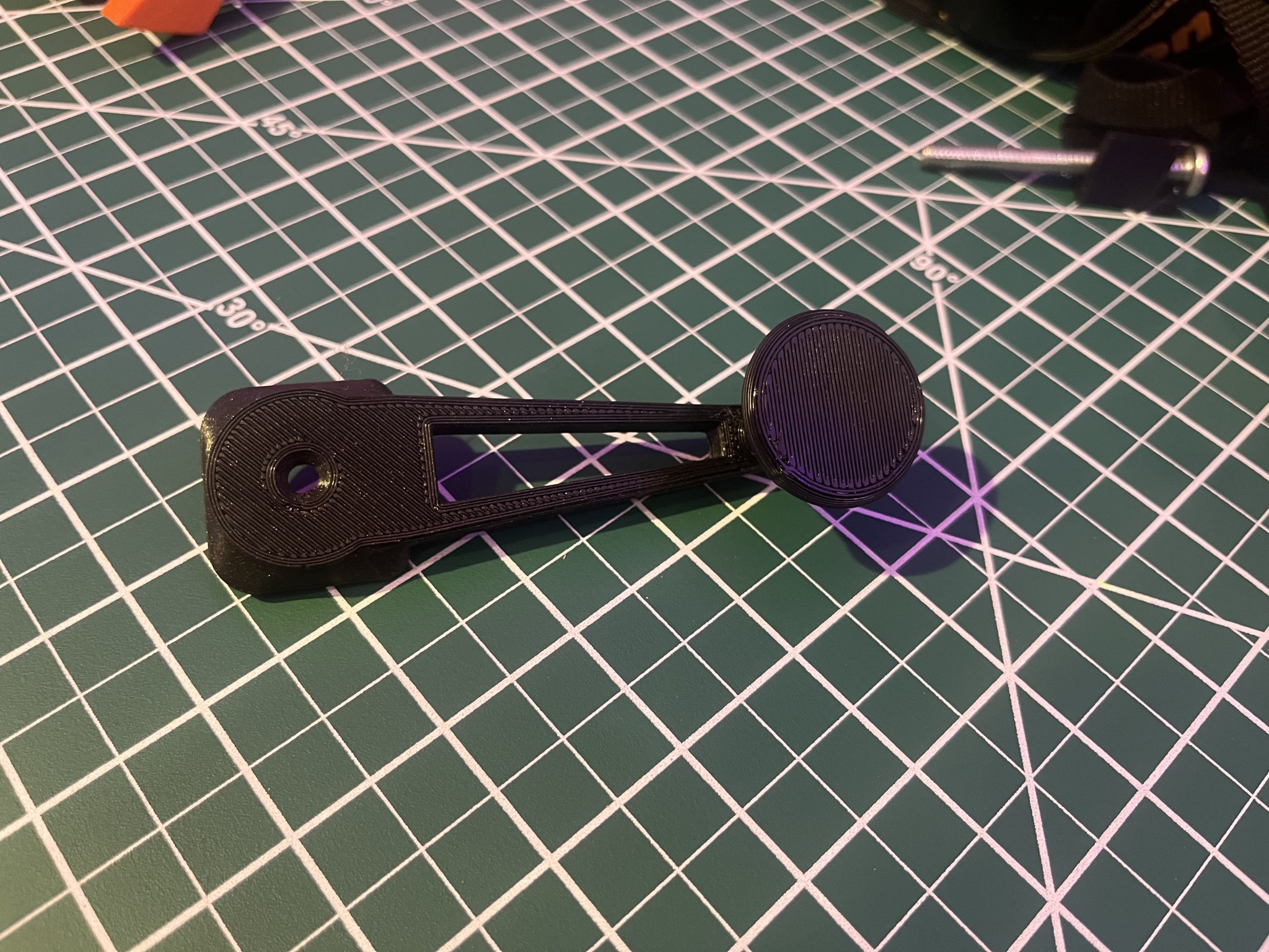 Tay quay cửa sổ Unimog 1974 cho xe Mercedes