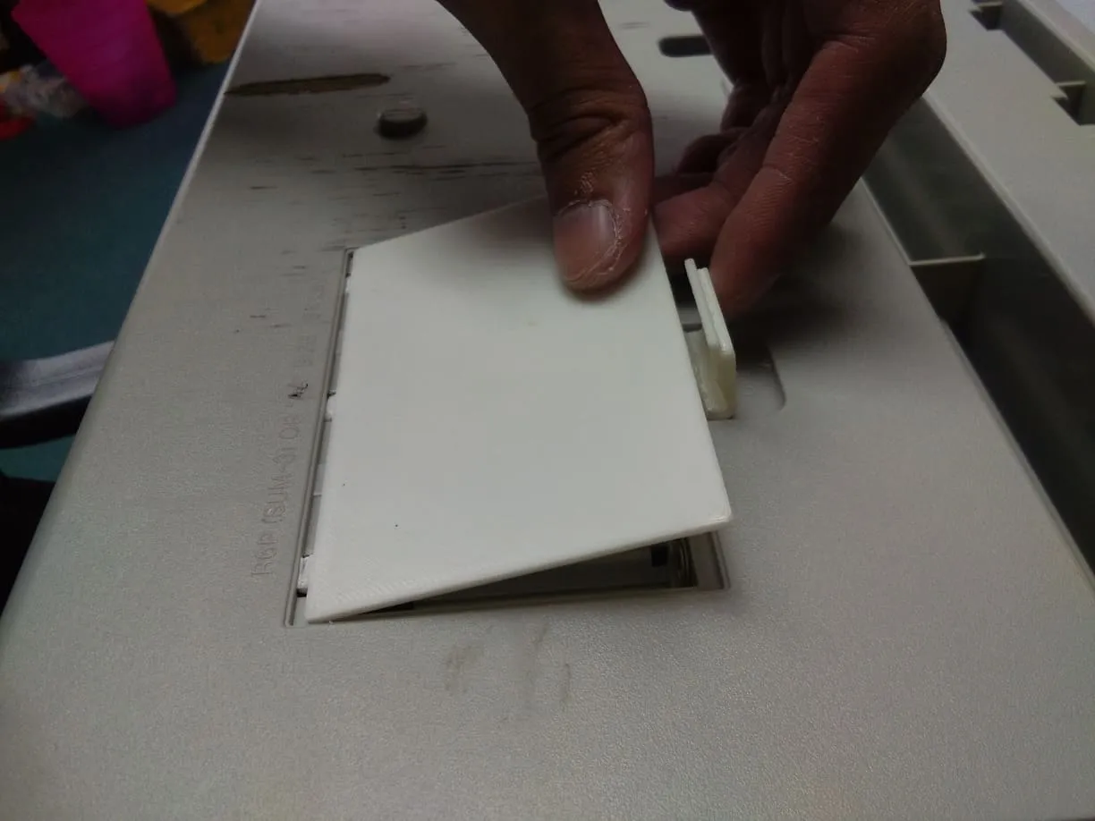 Thay thế nắp pin cho CASIO CTK-810