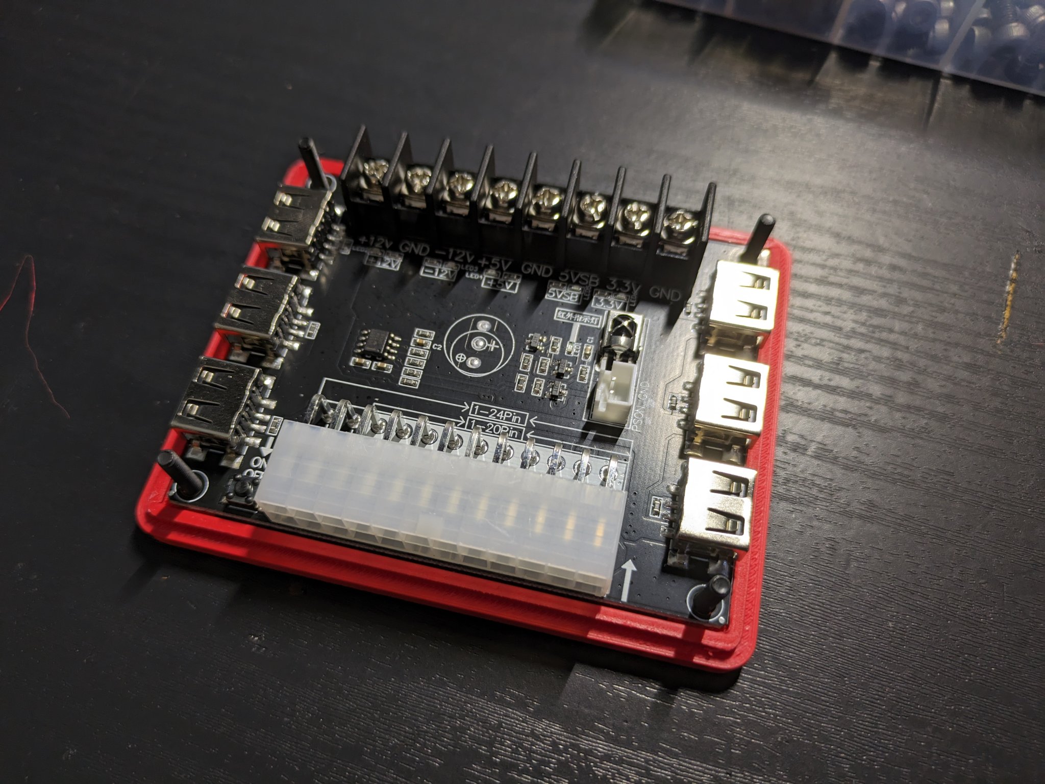 Vỏ hộp nguồn ATX cho bo mạch điện tử