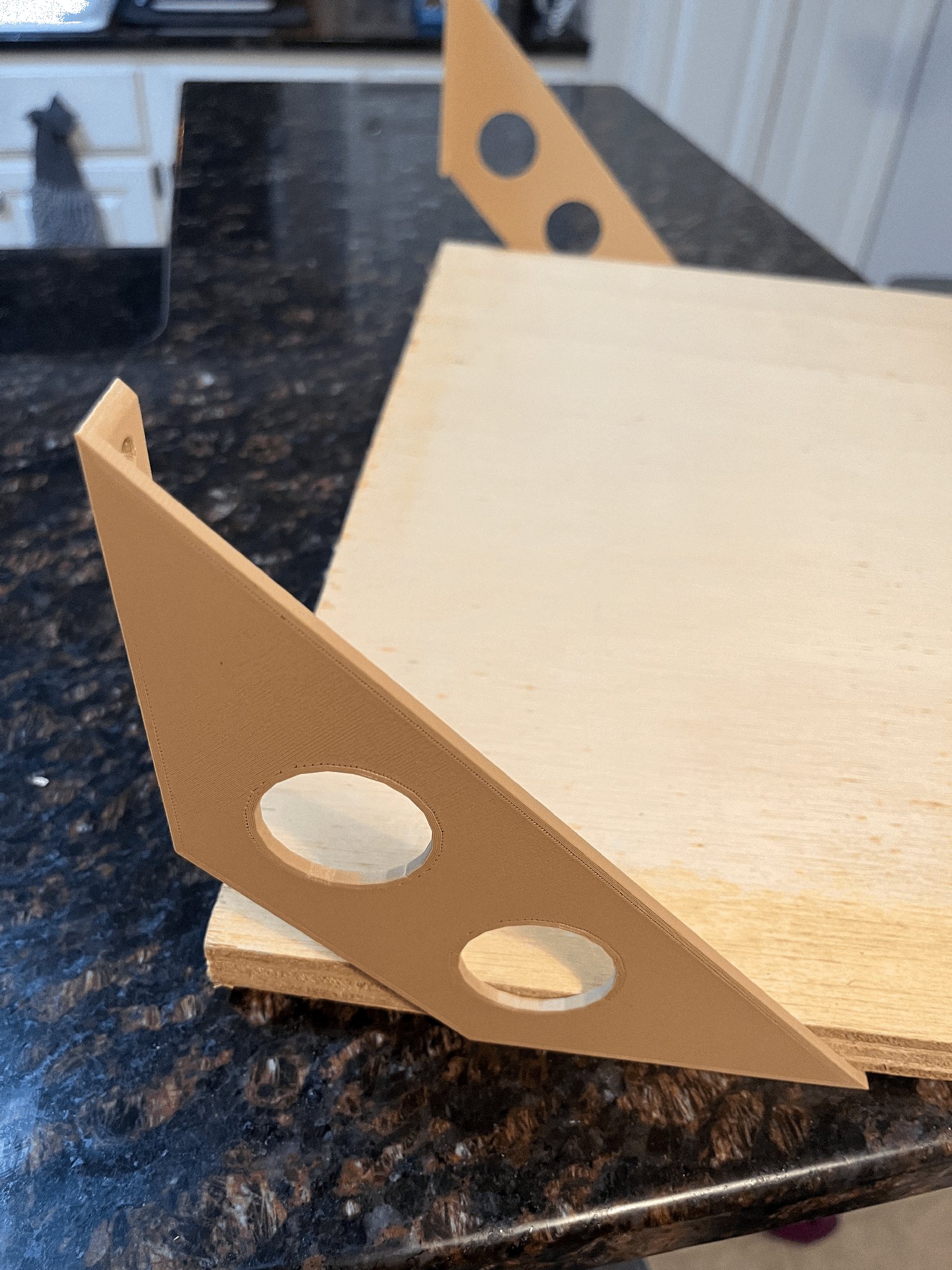 Giá đỡ kệ tường in 3D hỗ trợ nhiều kích thước