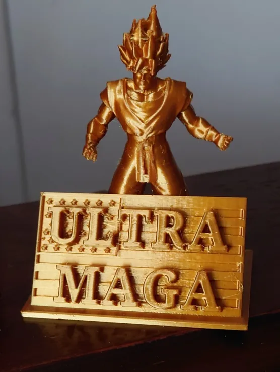 Meme áo thun Trump/Goku siêu hài hước