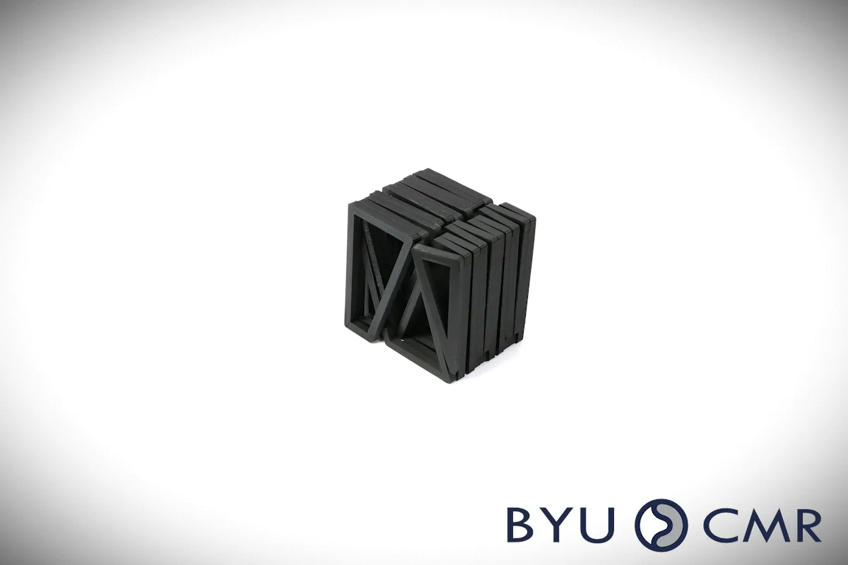 Cấu trúc triển khai Miura-ori hiệu quả về thể tích với cửa ...