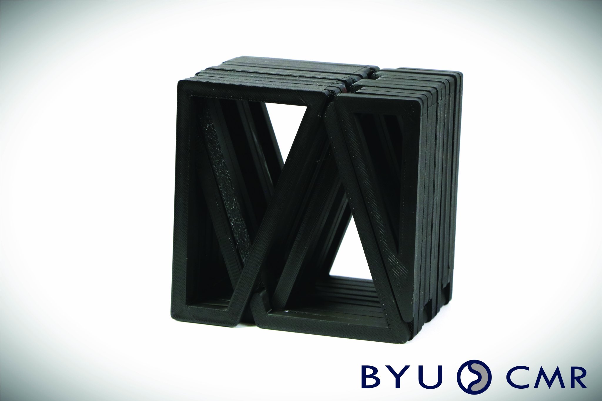 Cấu trúc triển khai Miura-ori hiệu quả về thể tích với cửa ...