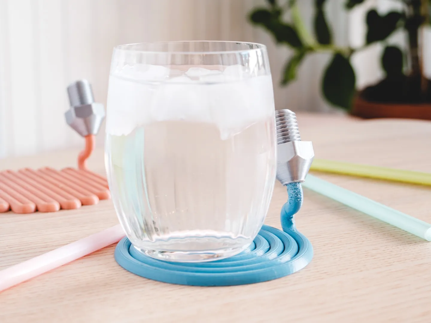 Đế ly in 3D phiên bản xoắn ốc