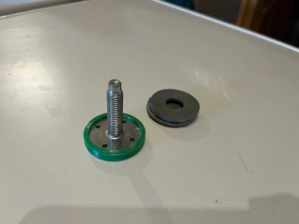 Giá đỡ cao su 35 mm cho máy giặt Miele