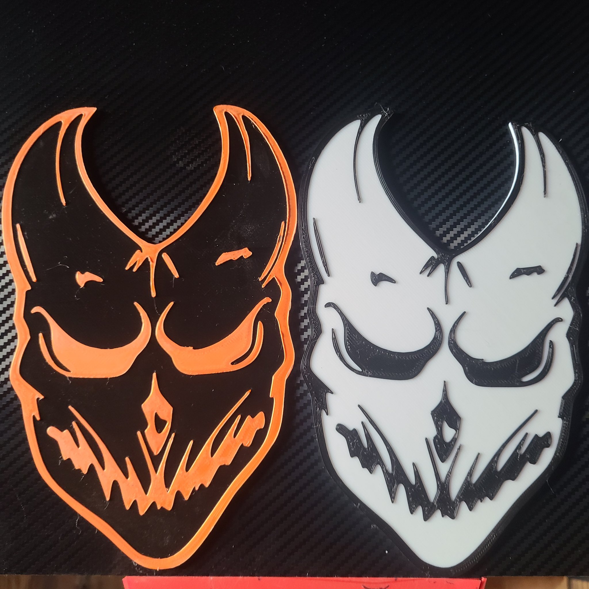 Logo mặt nạ Alex The Terrible từ Slaughter to Prevail