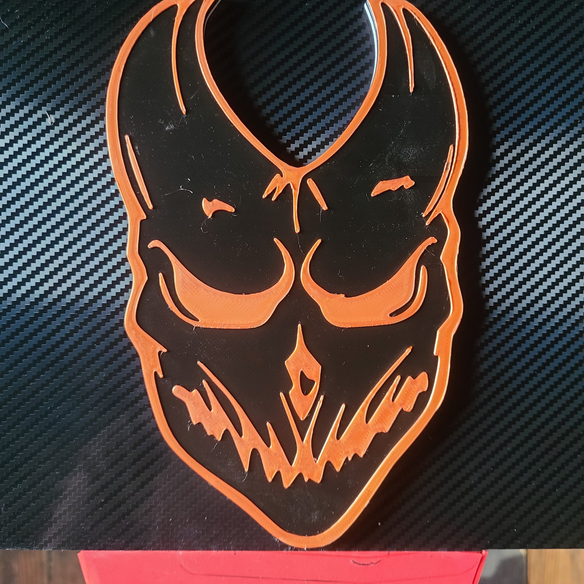 Logo mặt nạ Alex The Terrible từ Slaughter to Prevail