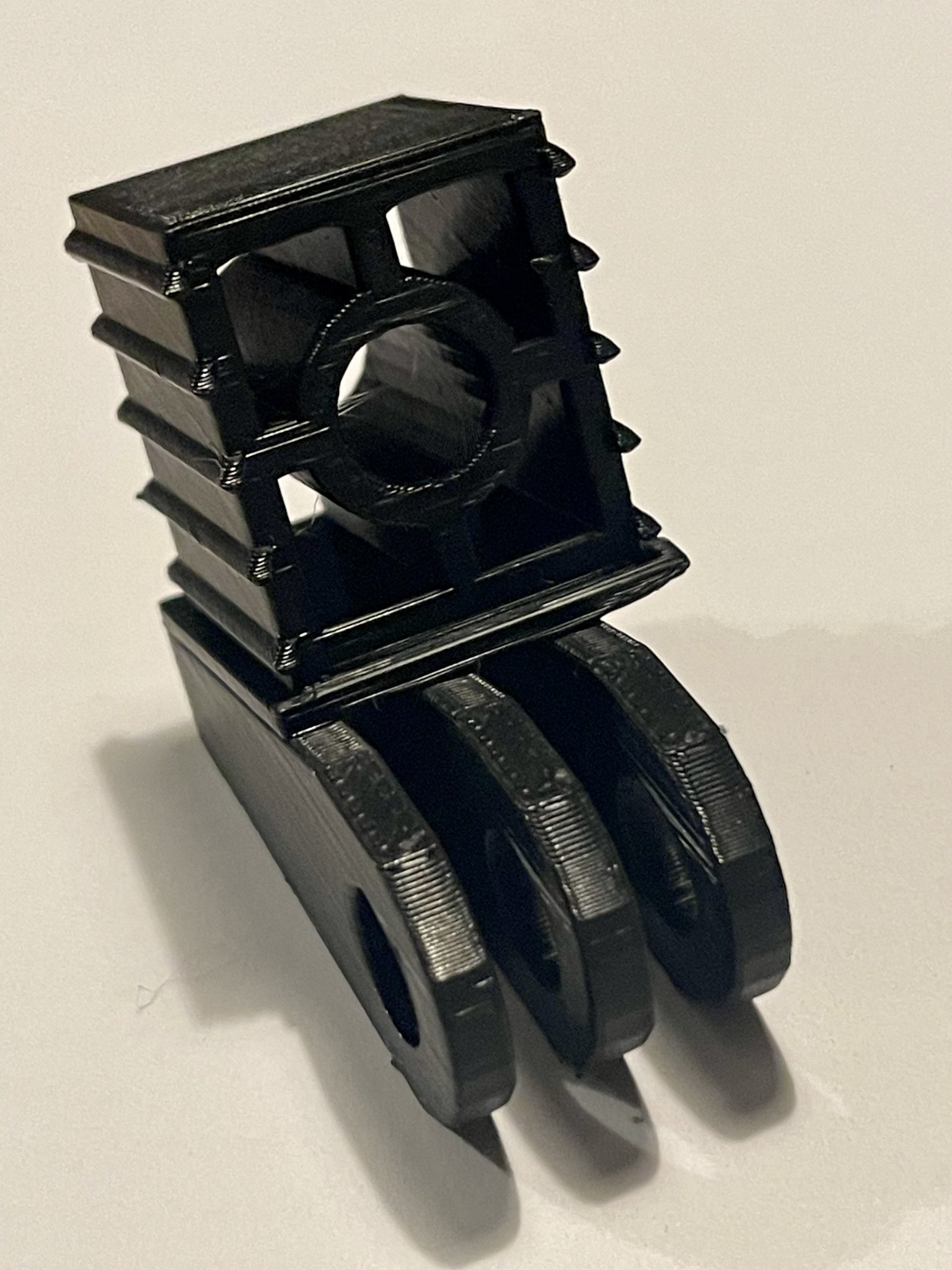 Nửa bản lề cho ghế sofa giường 2 người Ikea