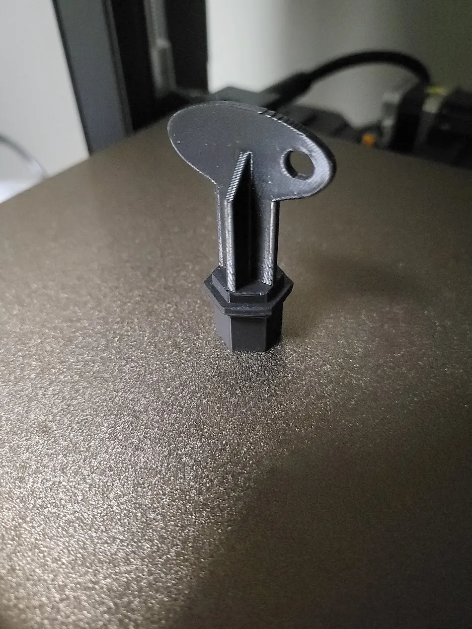 Chìa khóa bể nước IDO Z6205700001 cho bồn cầu Seven D