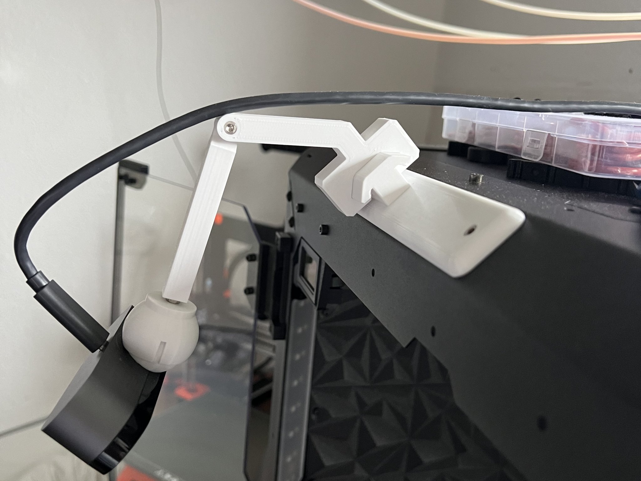 Gắn camera ngoài cho vỏ máy in 3D Prusa