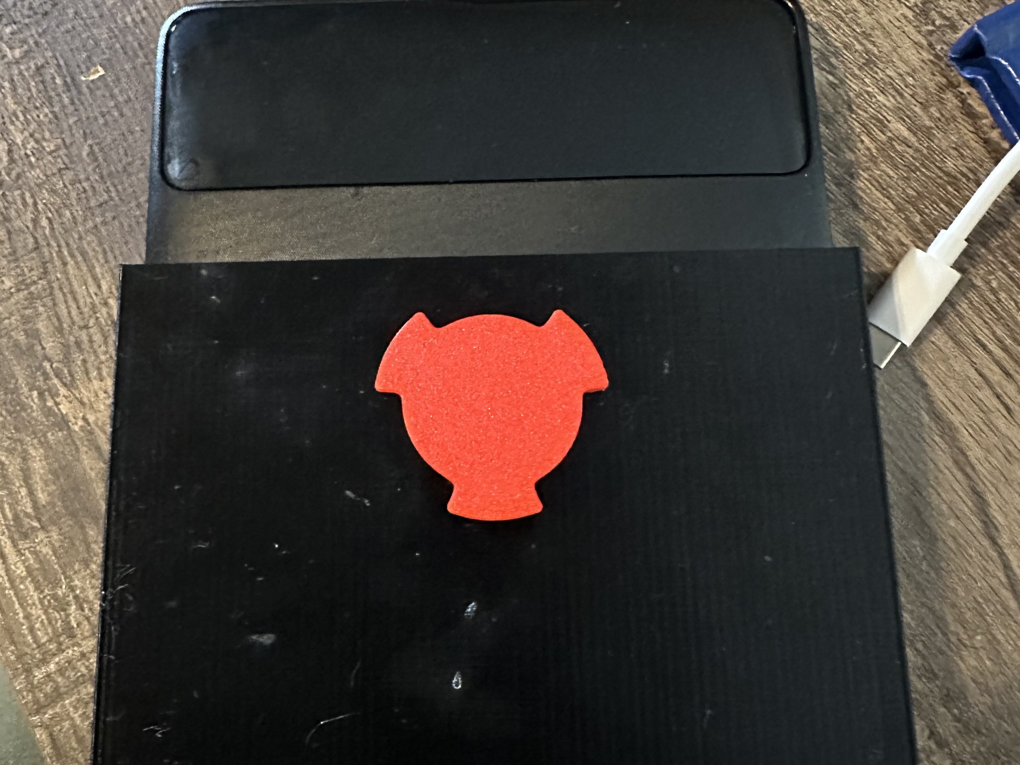 Giá đỡ pin Killswitch cho sạc Baseus 100W