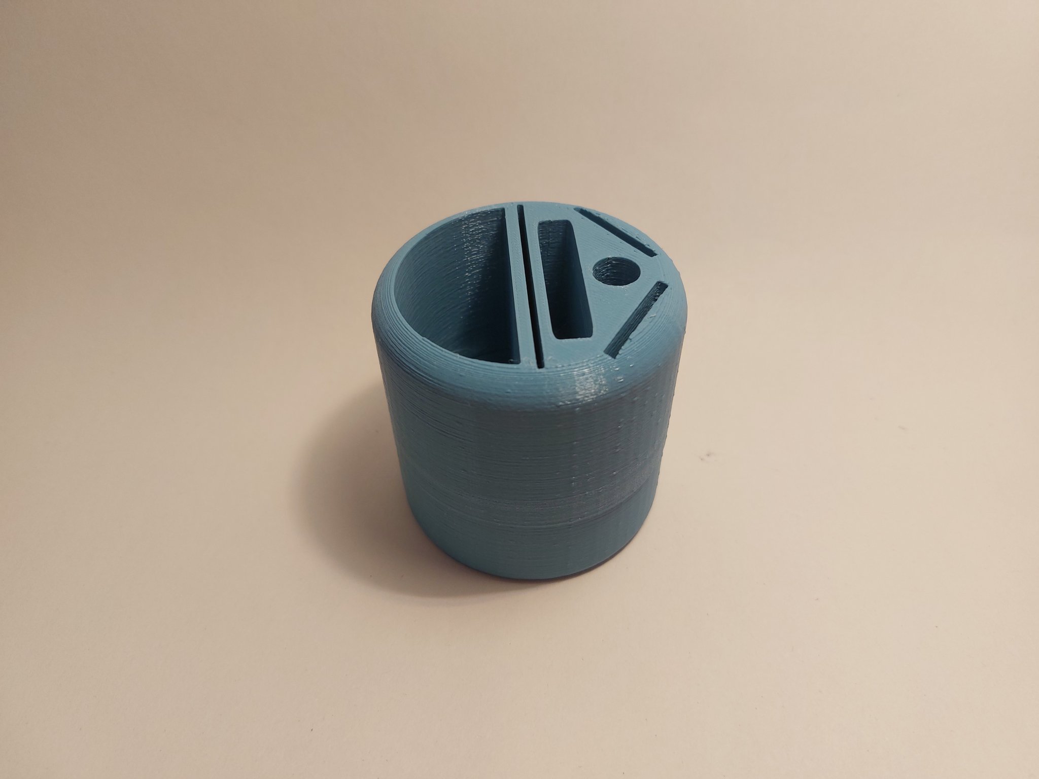 Giá đỡ đa năng cho đồ dùng trong ô tô kích thước lon tiêu ch...