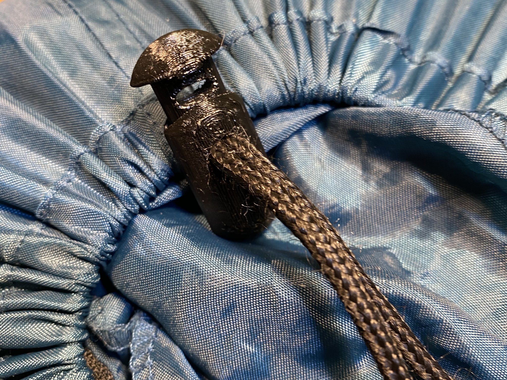 Brzdička cho dây đeo từ túi ngủ