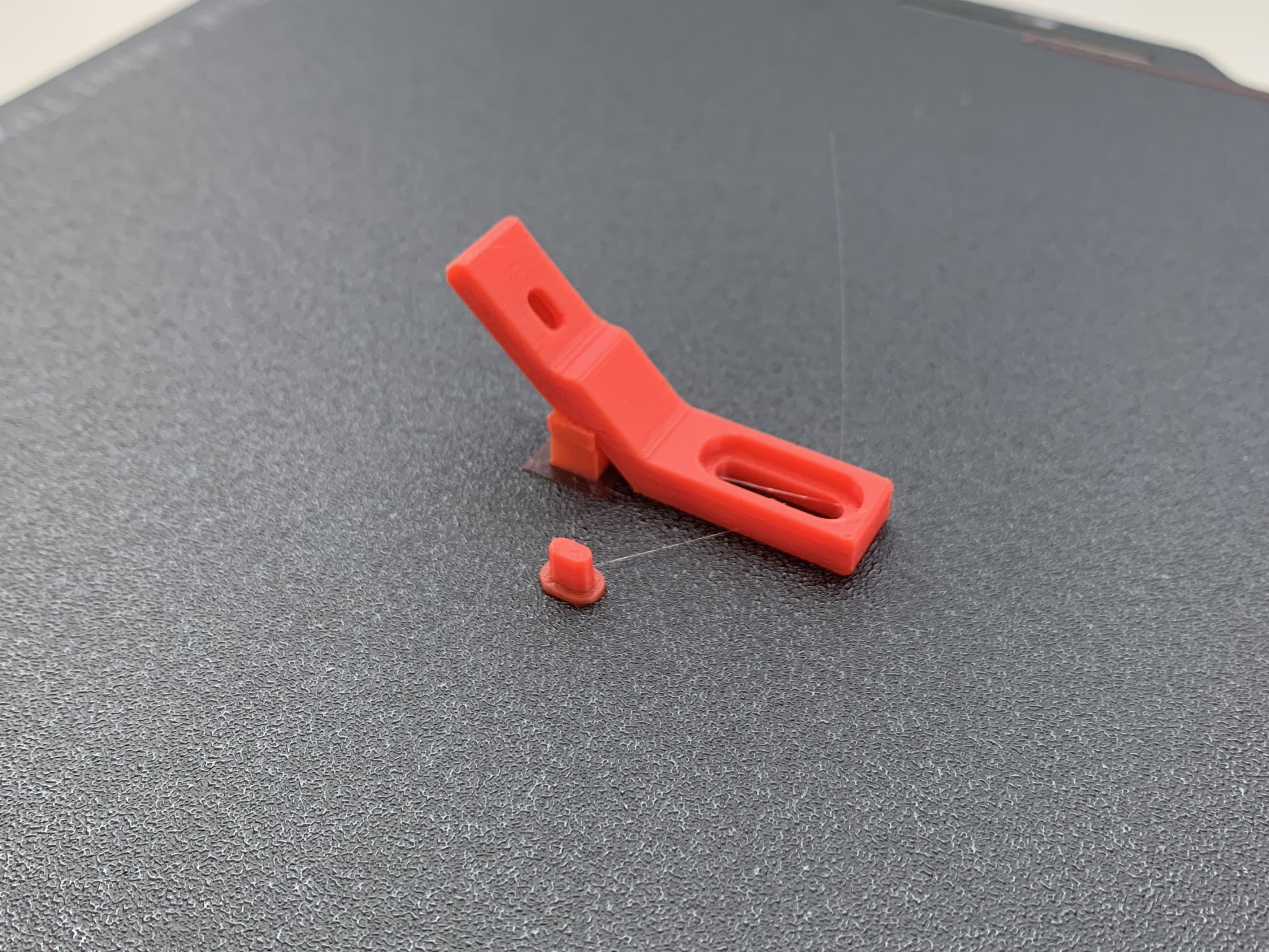 Chốt cắm lưỡi dao tìm tâm