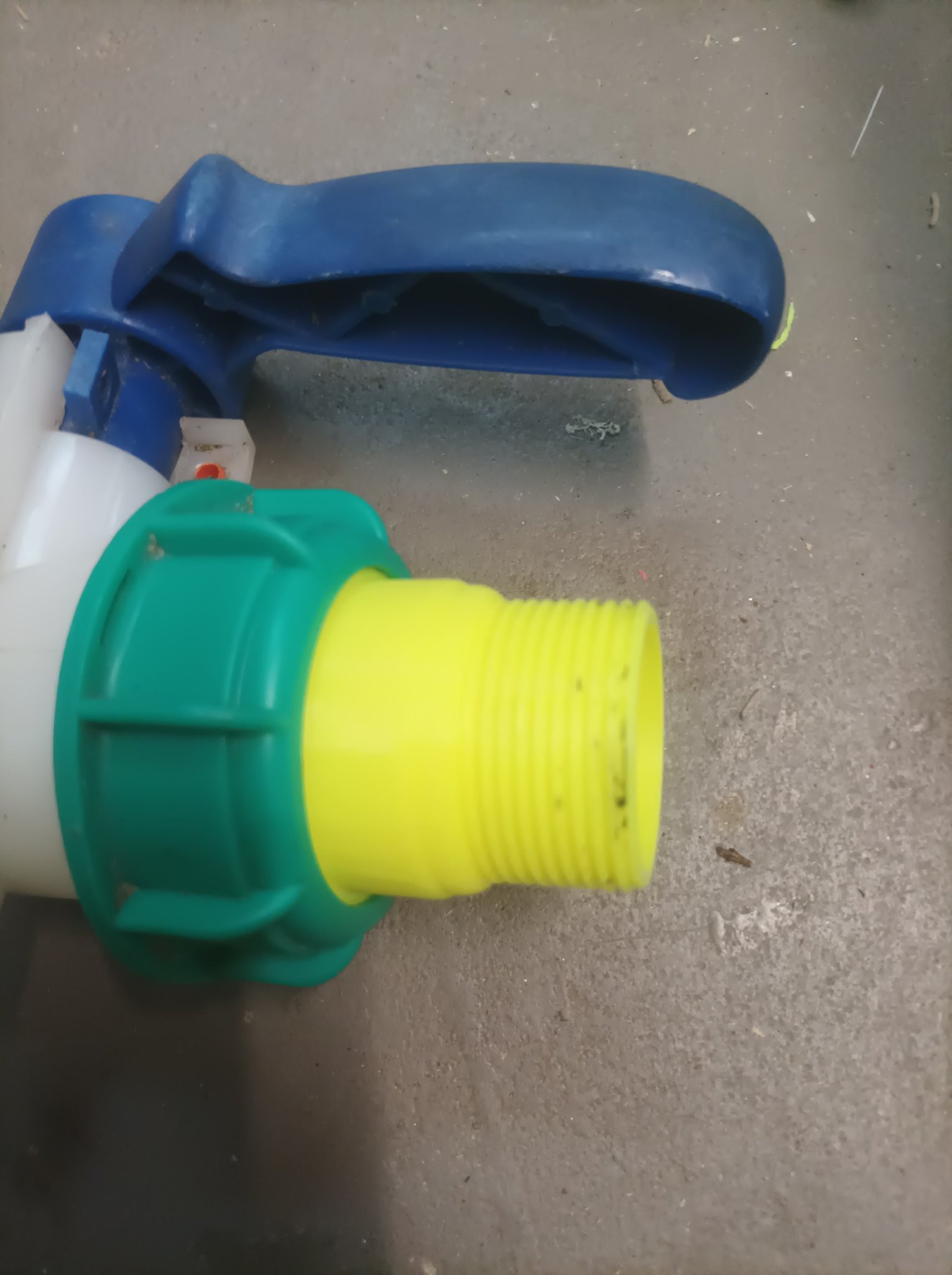 Nắp đậy cho thùng IBC với lỗ 50 mm trên 1 1/4