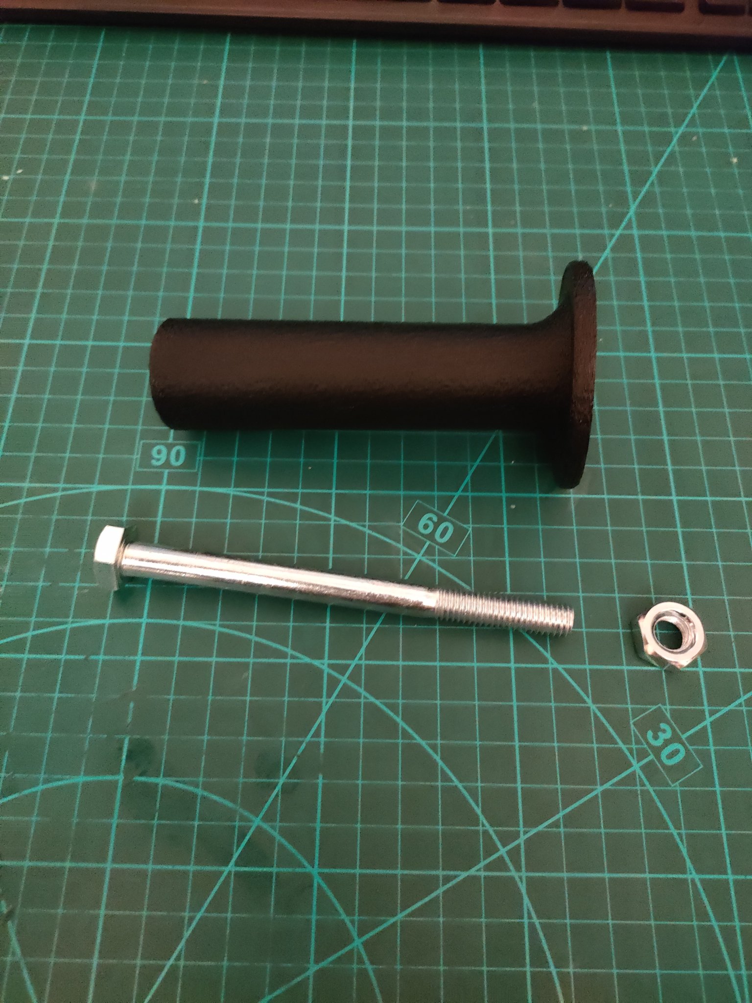 Thay thế tay cầm máy mài góc với vật liệu PLA