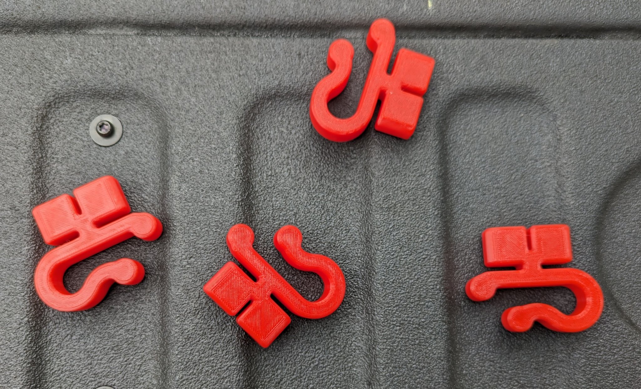 Móc treo túi hàng cho hệ thống quản lý hàng hóa Ford