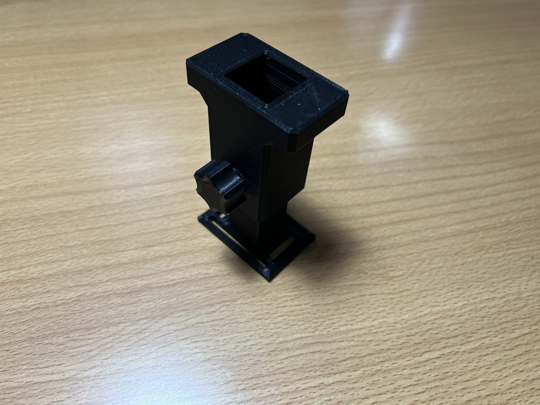 Giá đỡ thẻ đồ họa điều chỉnh chiều cao 64~103 mm