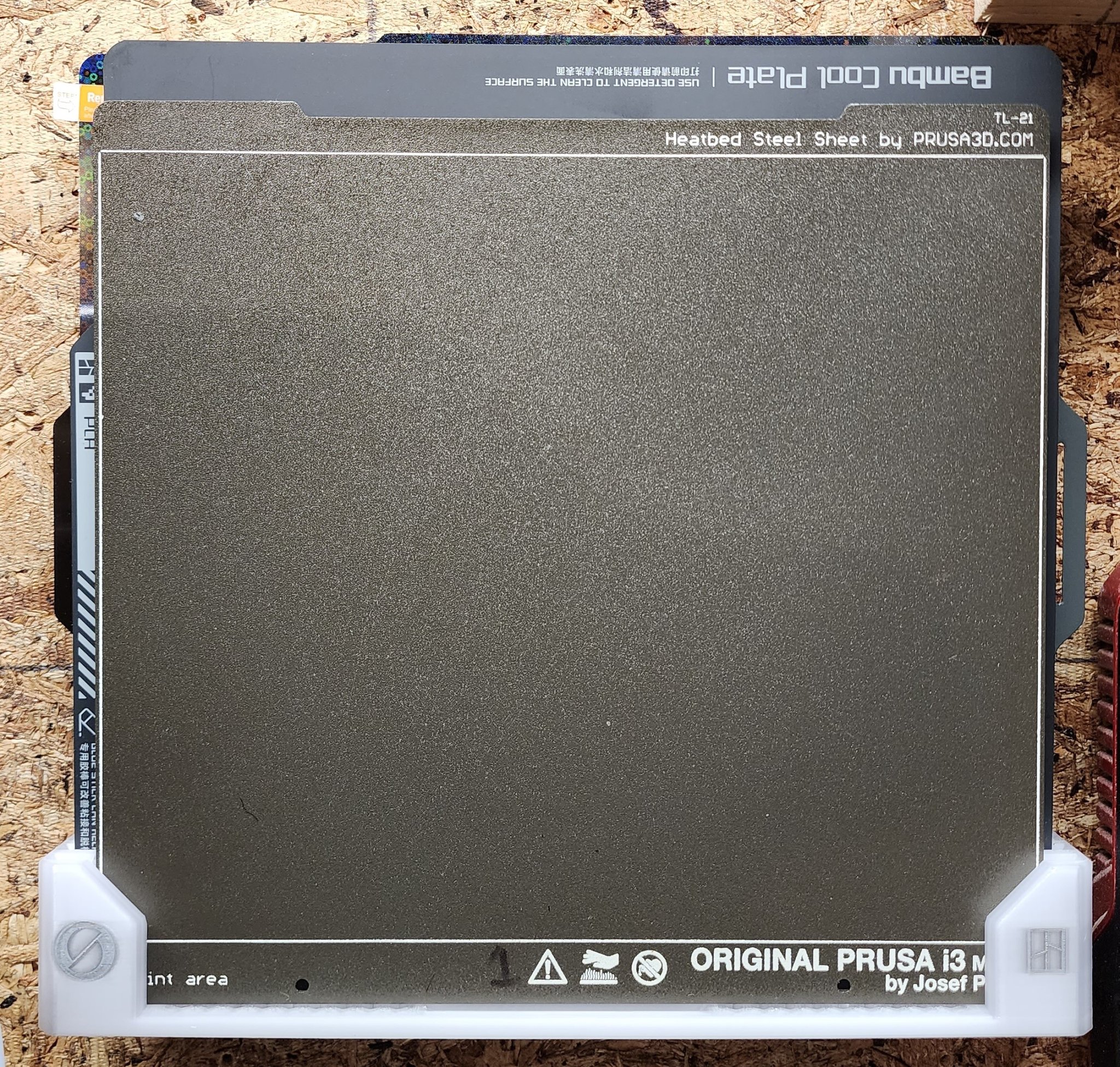 Giá đỡ tường cho máy in 3D X1C và MK3/4