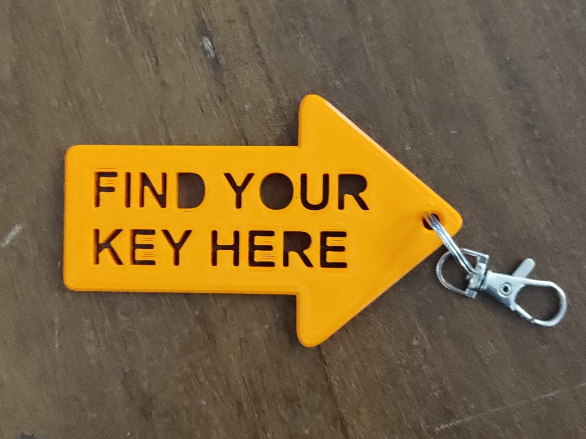 Móc chìa khóa thông minh giúp tìm chìa khóa dễ dàng