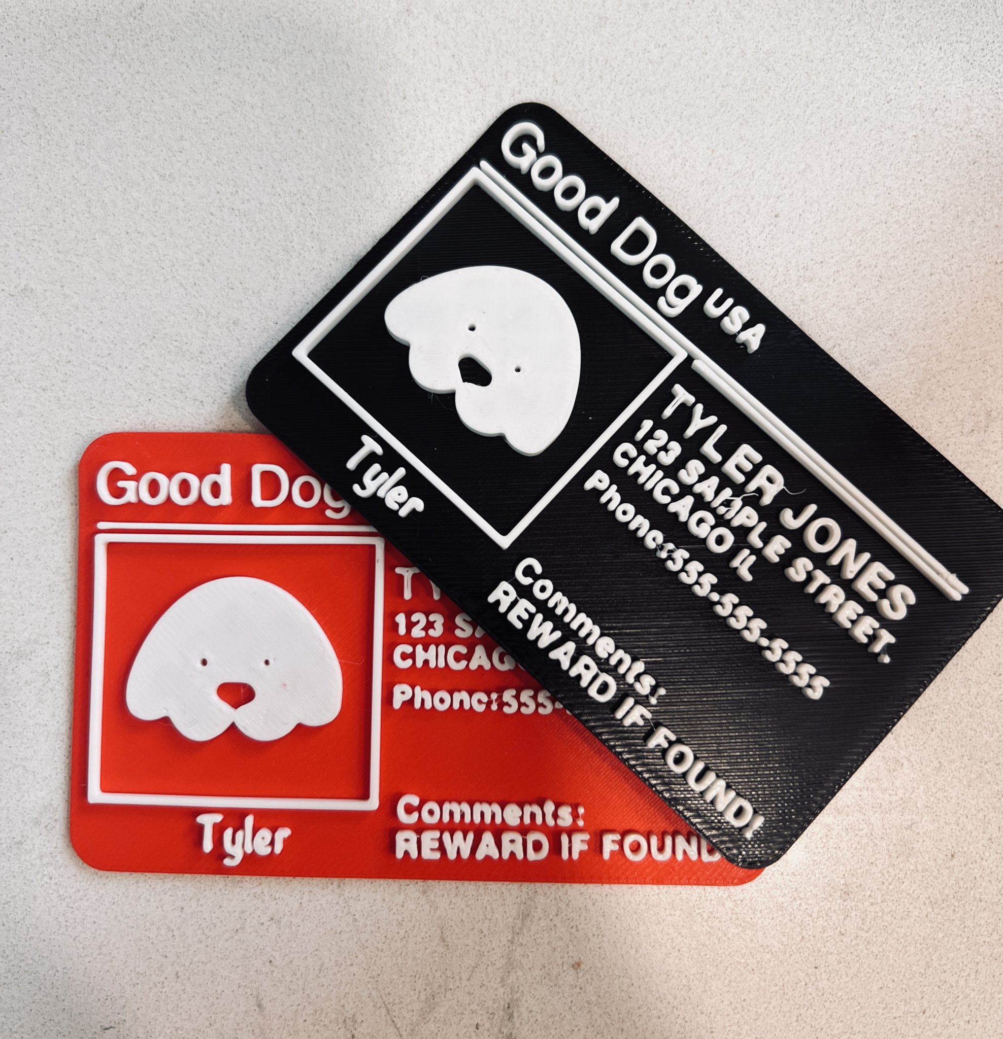 Thẻ ID cho chó với thiết kế tùy chỉnh