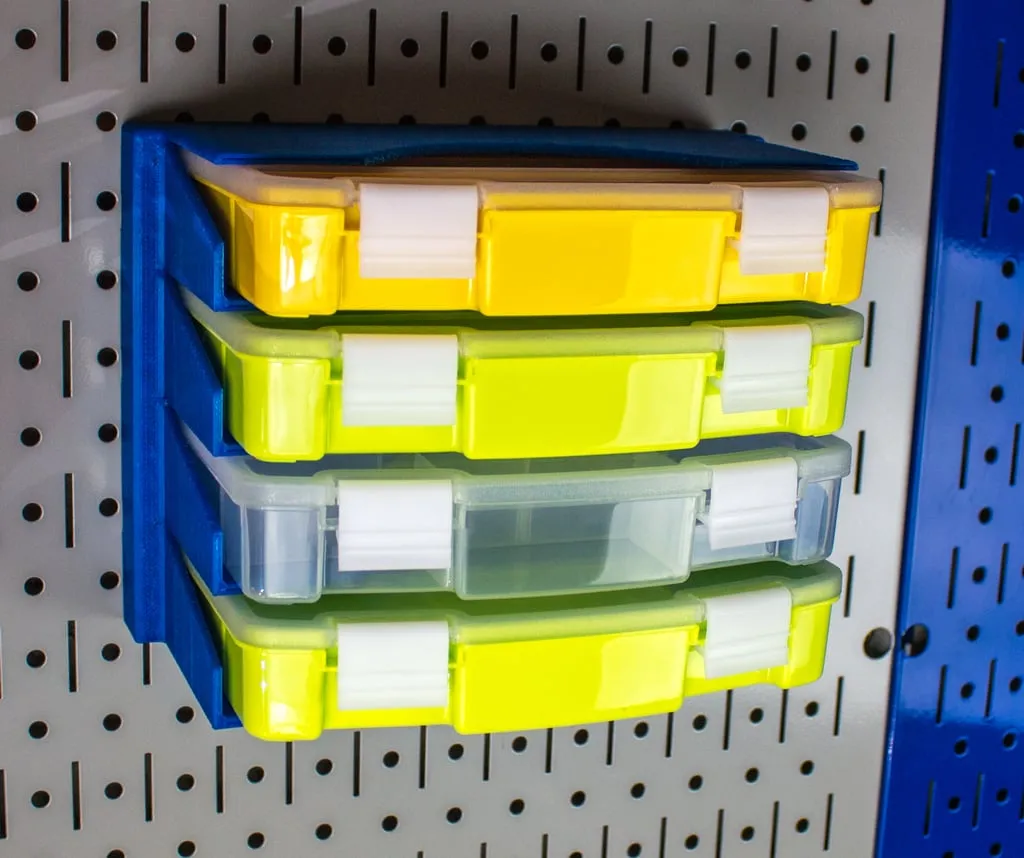 Giá đỡ lưu trữ phụ tùng Daiso tiện lợi và hiệu quả