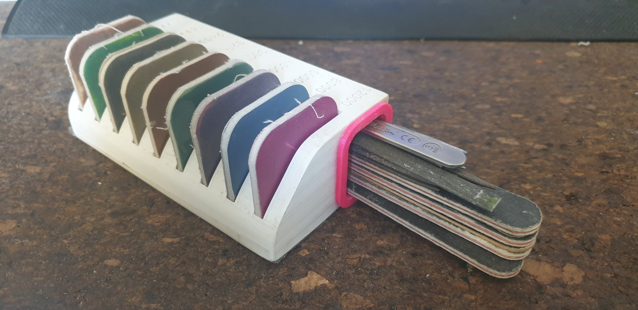 Giá đỡ micro mesh với kho lưu trữ cho dụng cụ mài