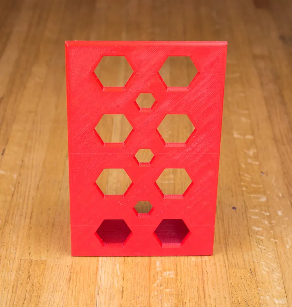 Giá đỡ kệ cho bảng điều khiển kim loại Wall Control