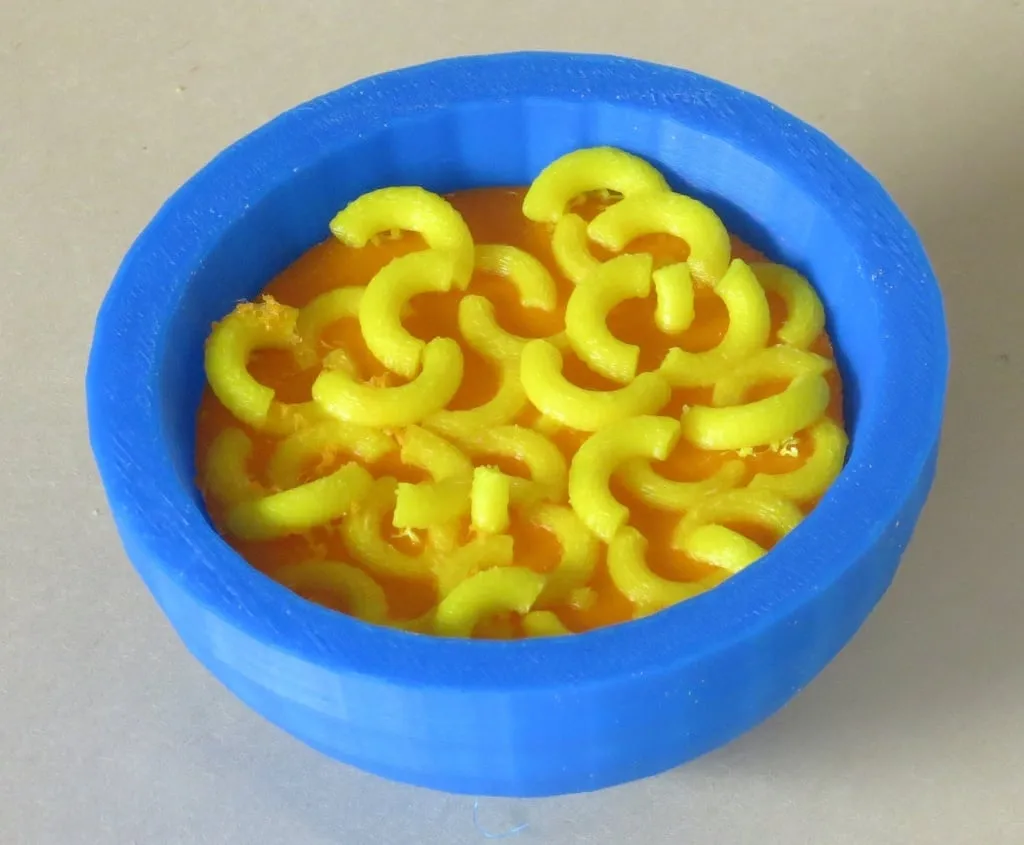 Món mì phô mai Mac & Cheese in màu sắc tùy chọn