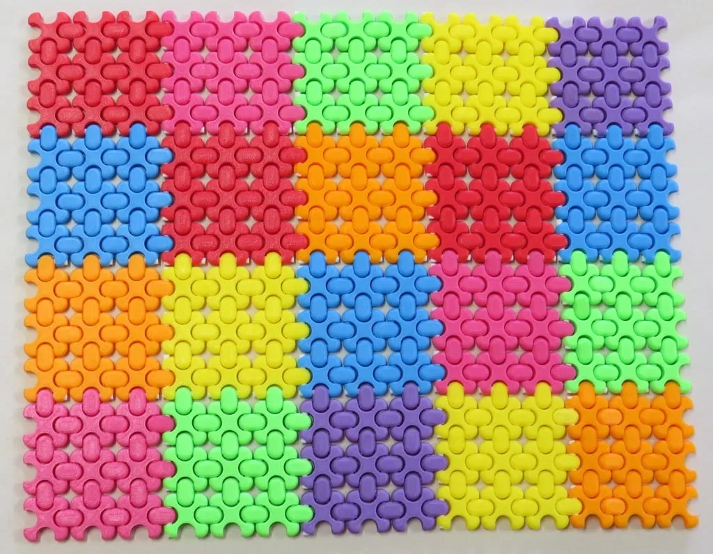 Tấm lót bàn ăn linh hoạt FlexMesh 1.0 đầy màu sắc