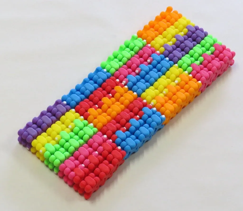 Tấm lót bàn ăn linh hoạt FlexMesh 1.0 đầy màu sắc