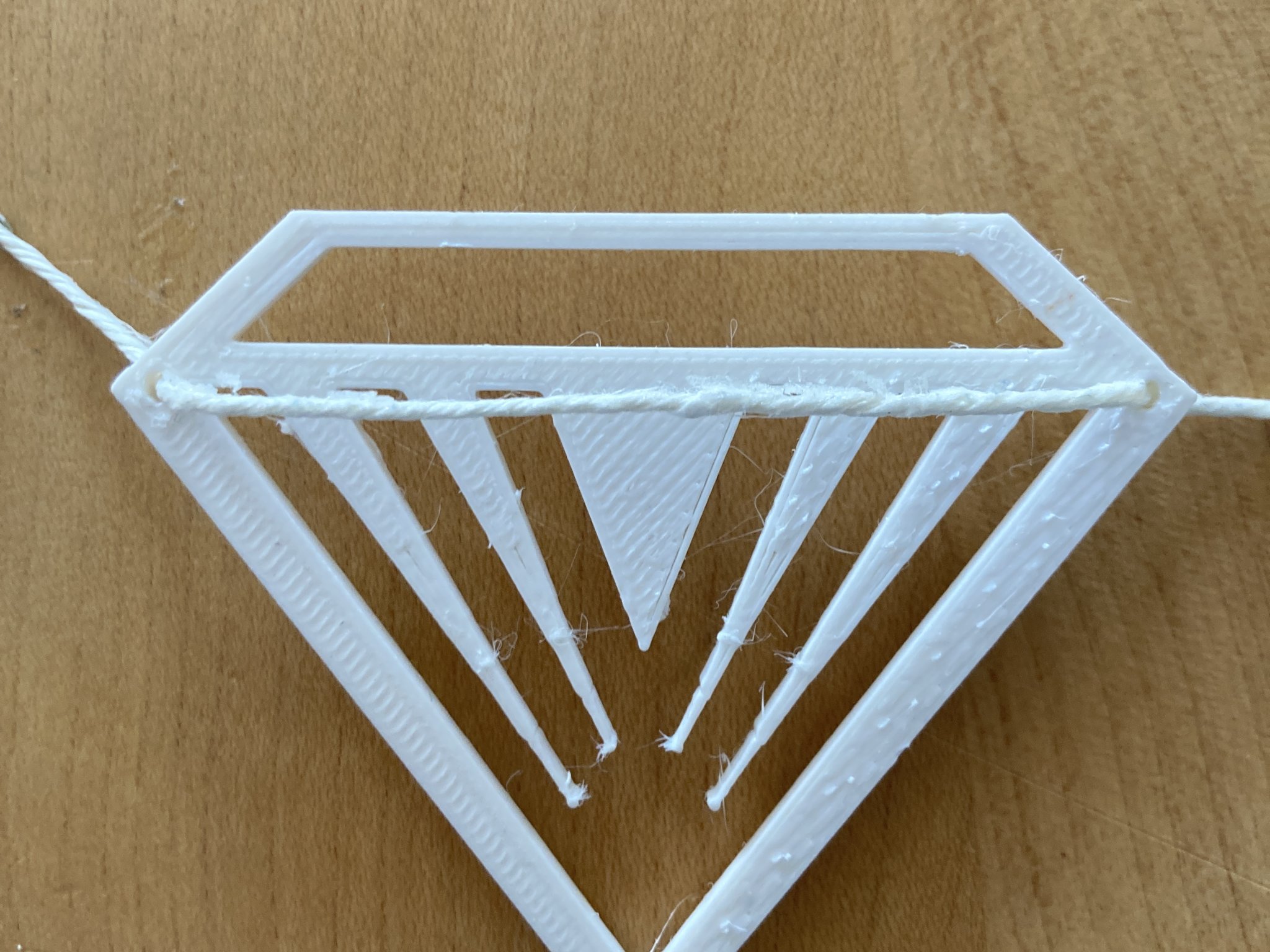 Mặt dây chuyền chuỗi kim cương cao cấp