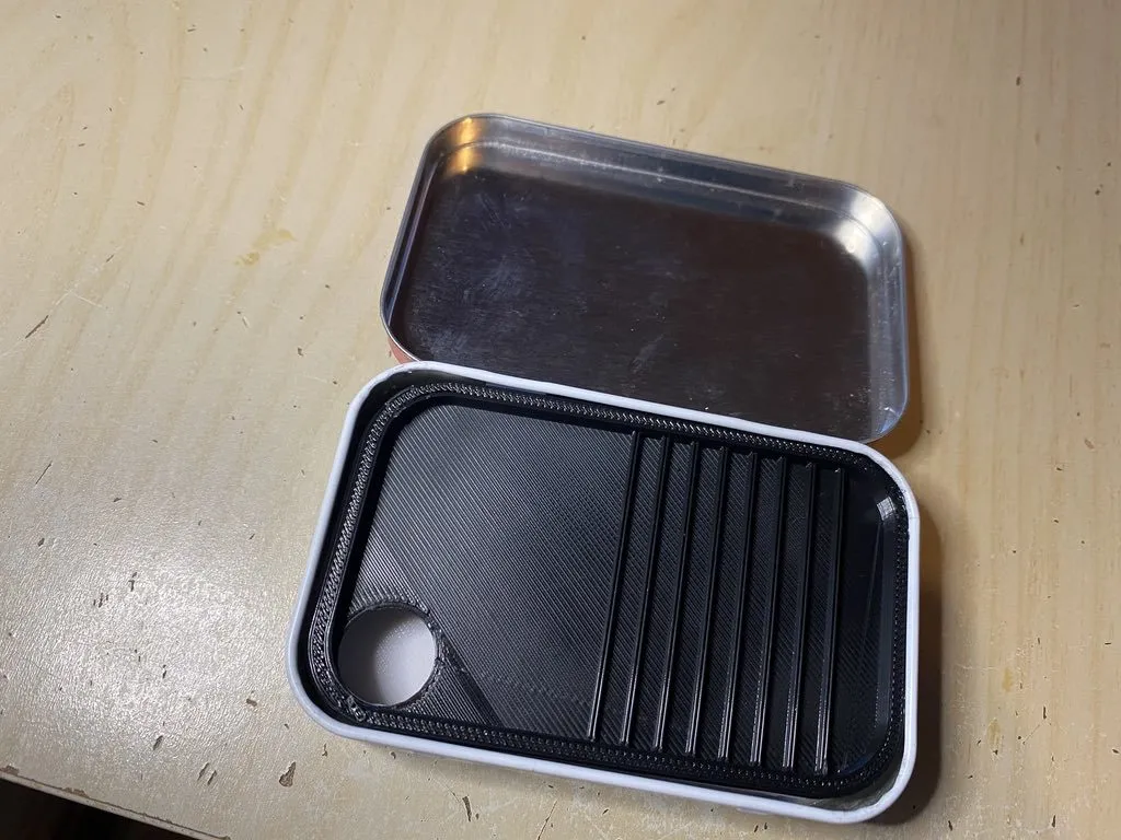 Khay giữ linh kiện và khay ghim Altoid