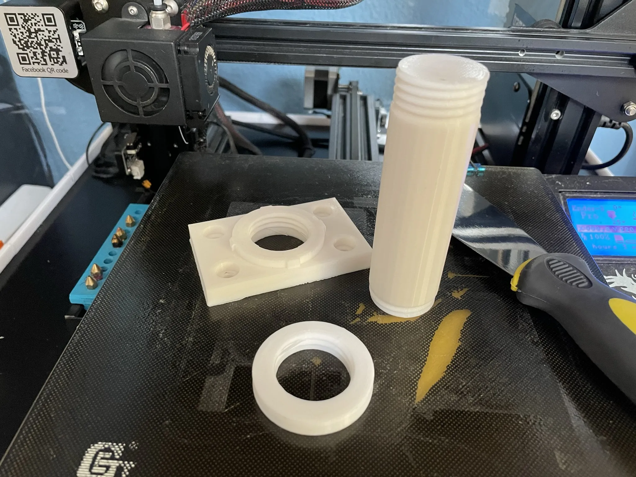 Giá đỡ filament bên hông cho tủ đựng Lack