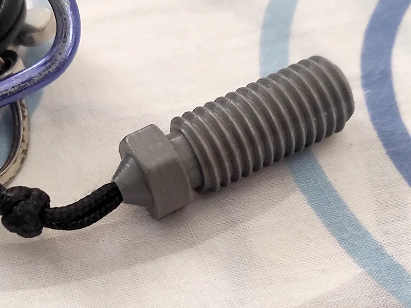 Móc khóa hình phun nước núi lửa độc đáo