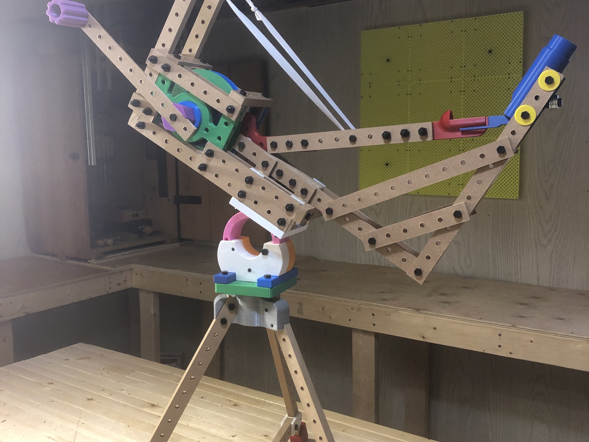 Công cụ bắn đá lặp lại từ khối xây dựng mô-đun