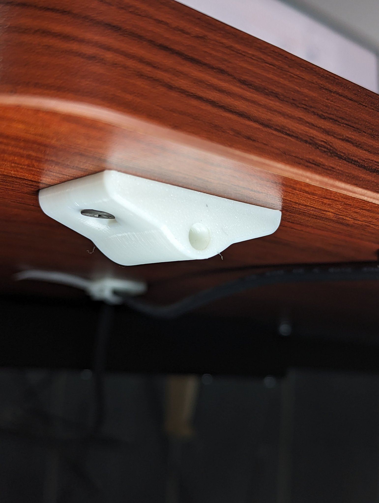 Giá đỡ chìa khóa với jack 3.6mm để dưới bàn