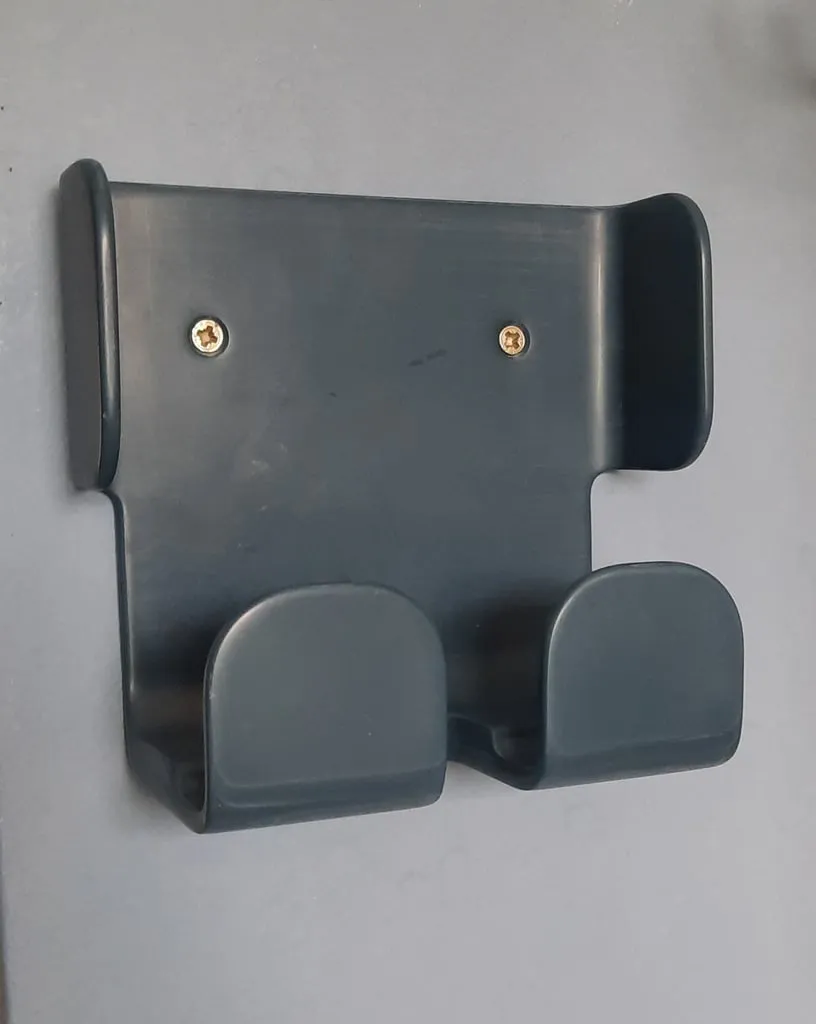 Giá đỡ gắn tường cho thiết bị di động