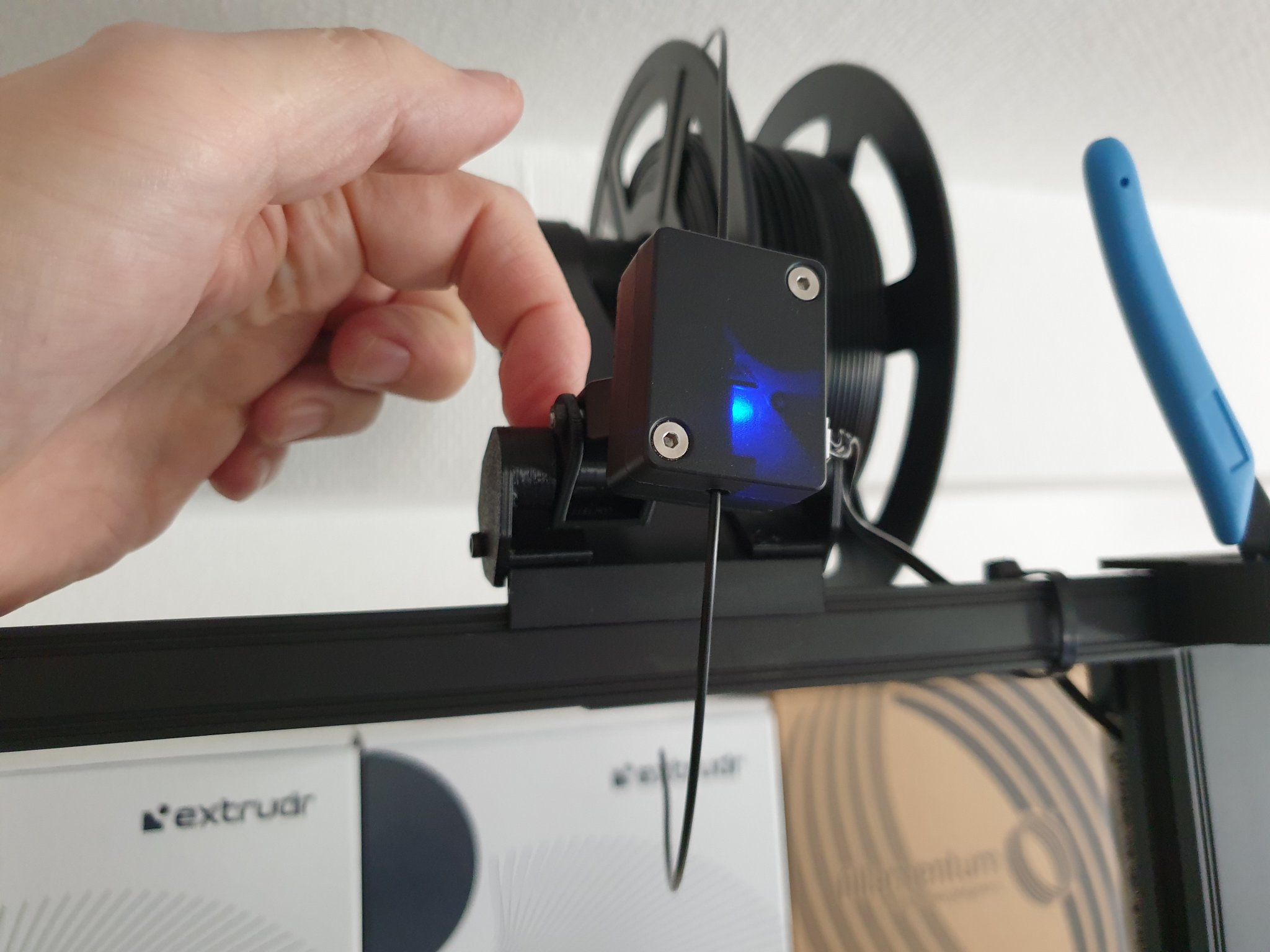 Giá đỡ cảm biến filament trượt cho Ender 3 S1