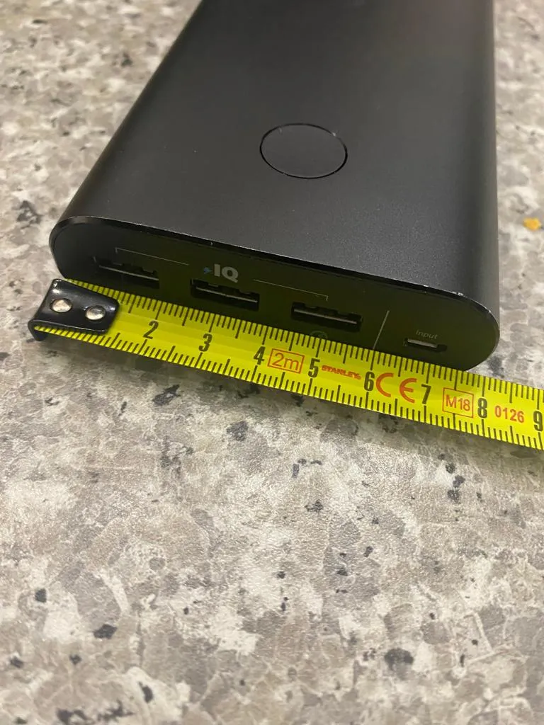 Giá treo tường cho Anker PowerCore+ 26800