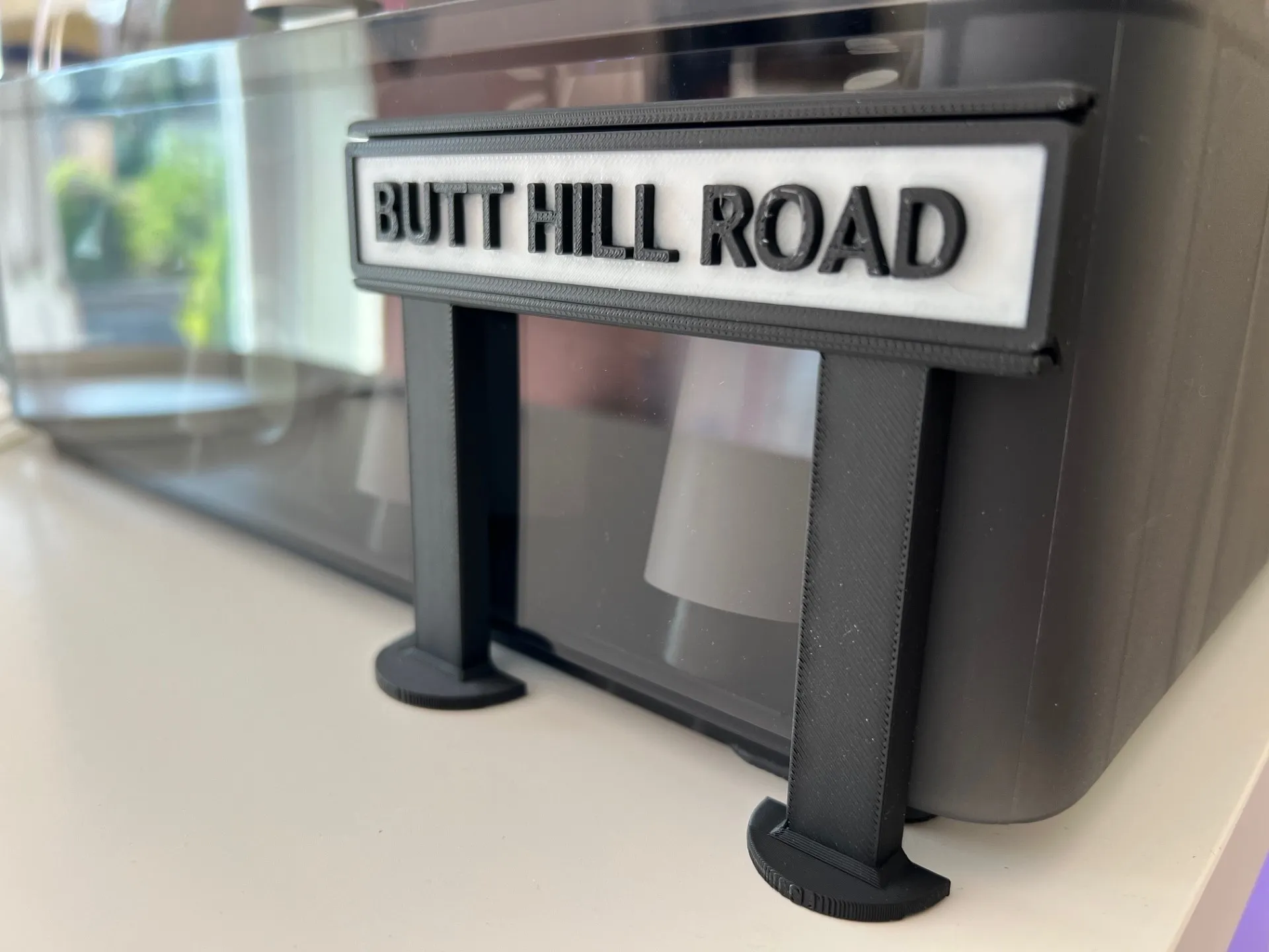 Biển báo tên đường tùy chỉnh theo phong cách Anh Quốc