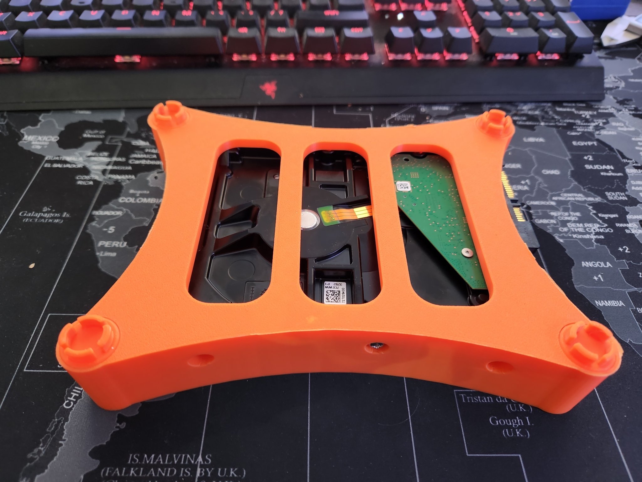 Giá đỡ HDD chồng lên cho Cooler Master Qube 500