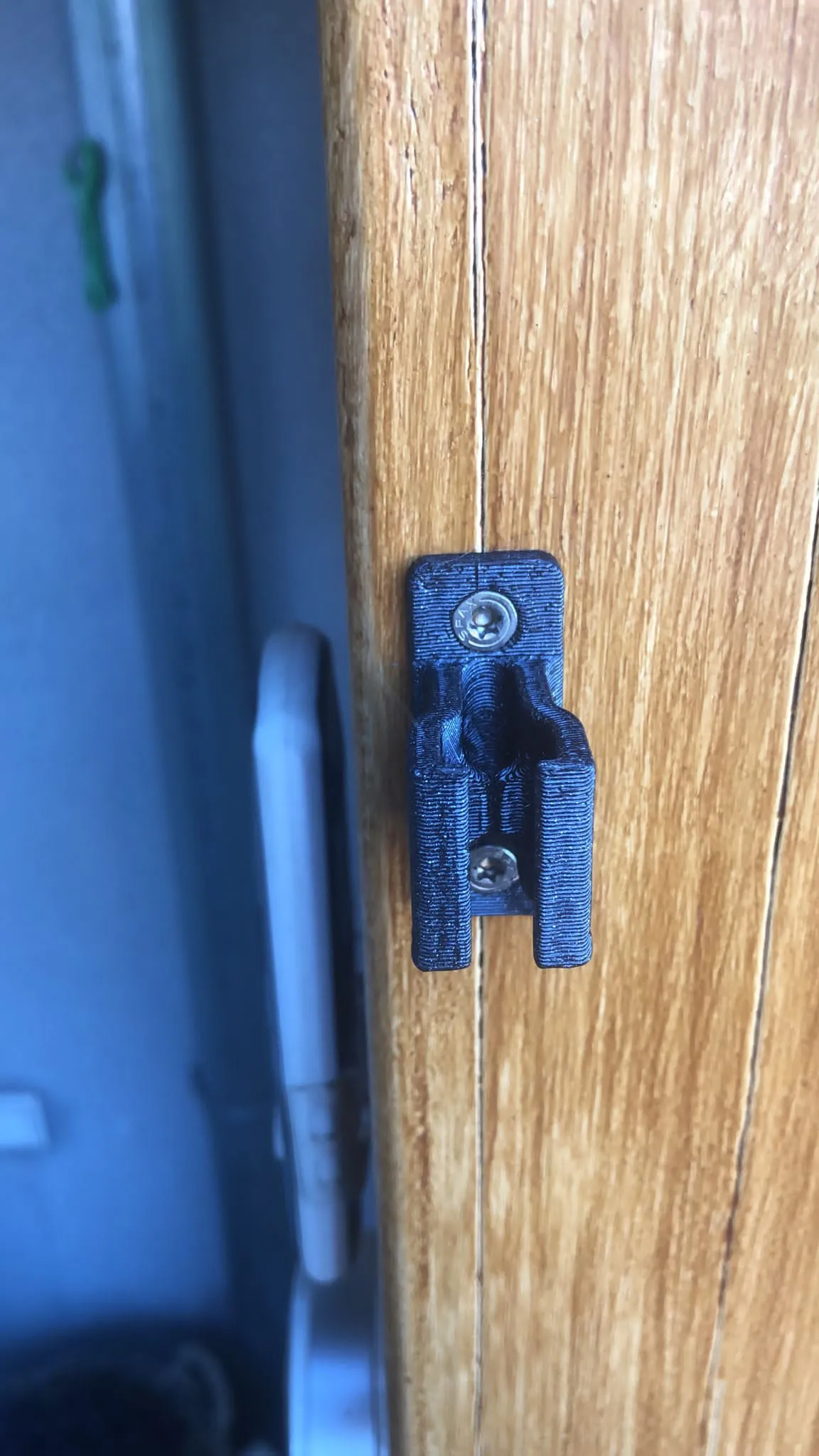 Kẹp tay quay gắn tường bằng PETG