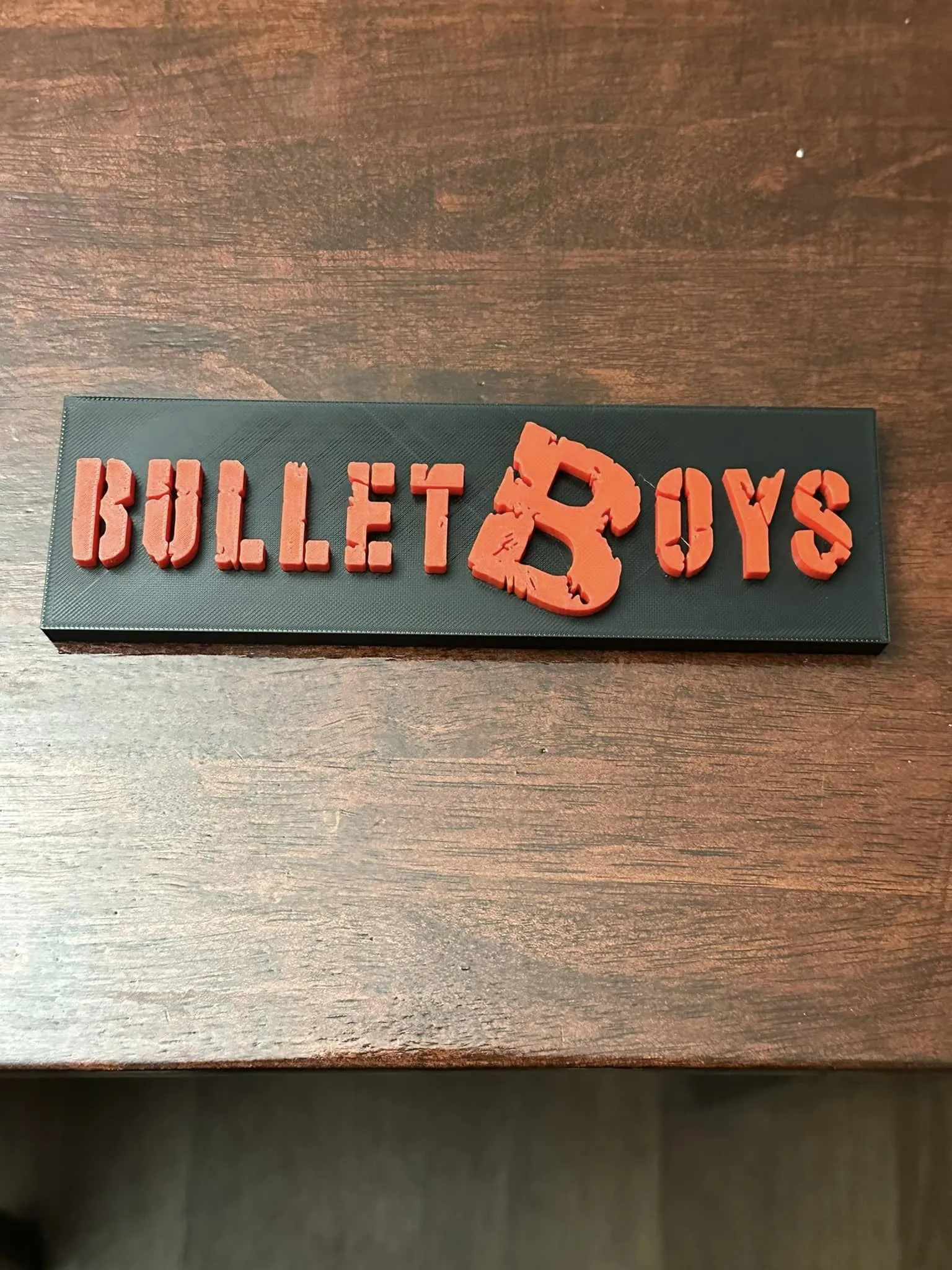 Biểu ngữ ban nhạc Bullet Boys thập niên 80