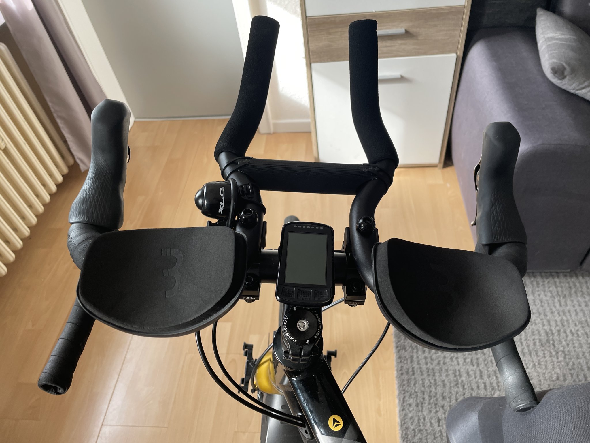 Giá đỡ tay lái cho xe đạp triathlon