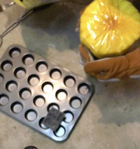 Khuôn nấu chảy kim loại 100ml cho lò vi sóng