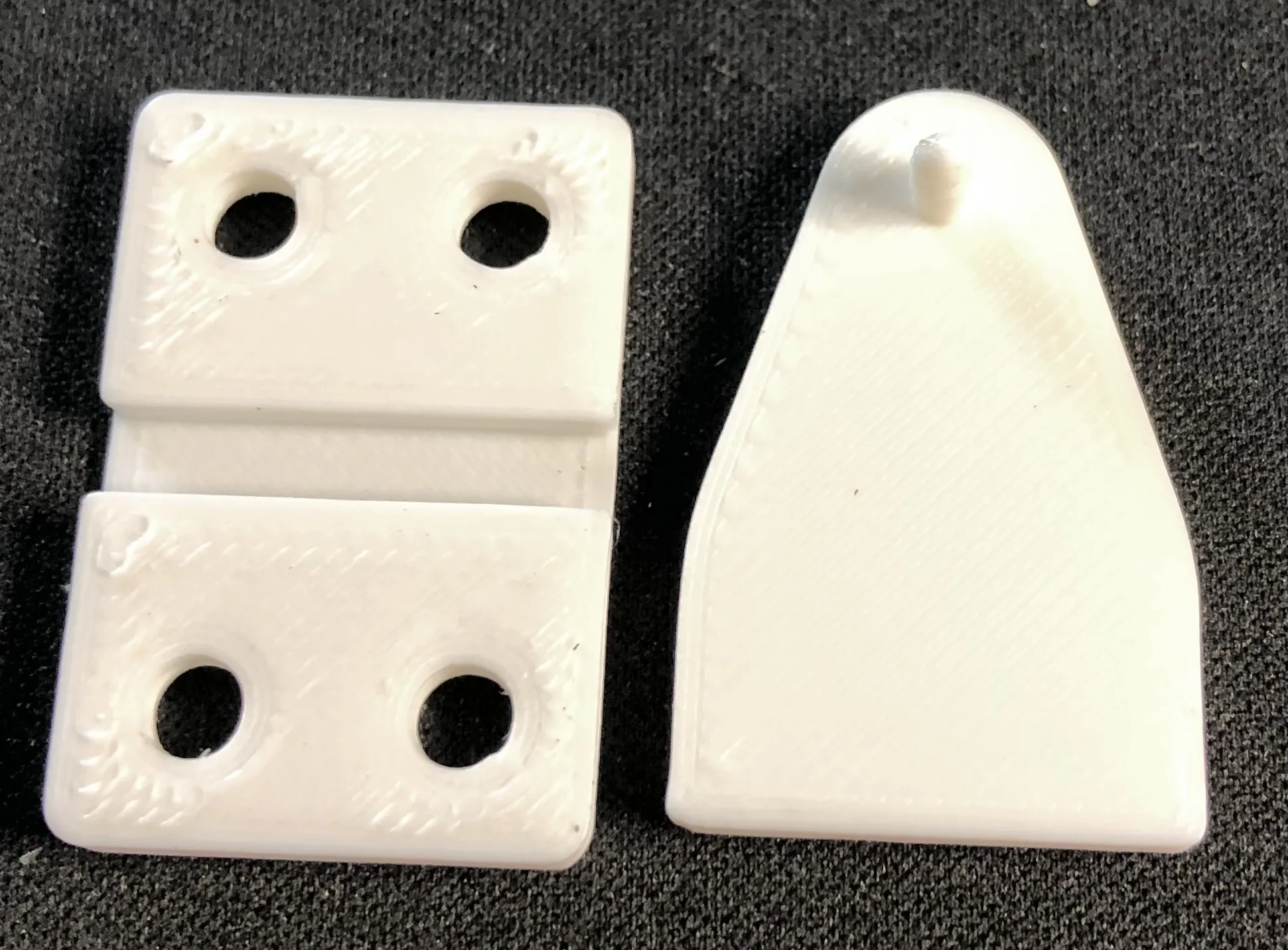 Giá đỡ rèm louver chống gió cho cửa sổ